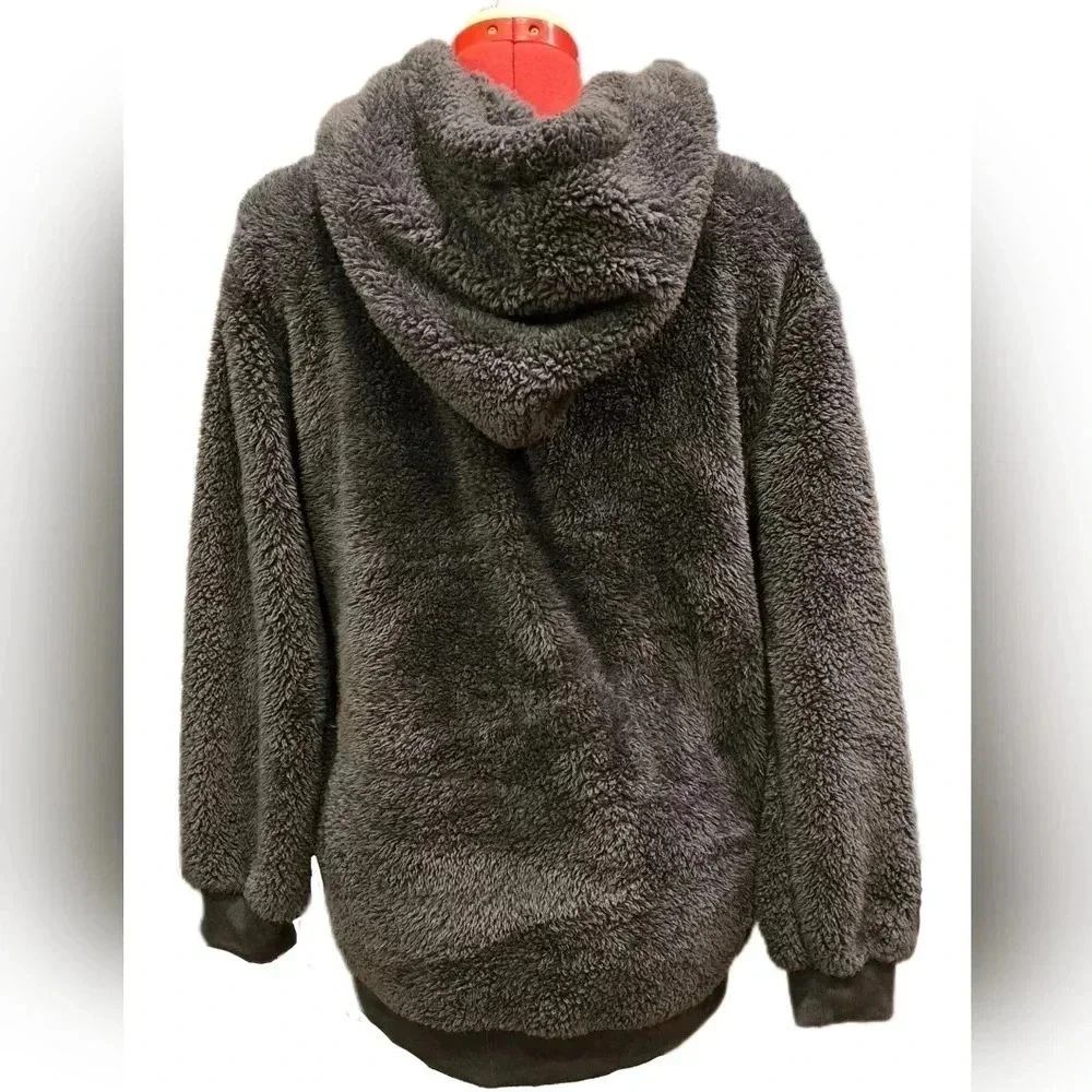 No Brand, Size M, Grey Teddy Half-Zip Pullover - Picture 10 of 13